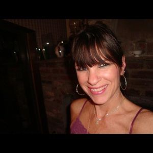 Meet your Posher, Christine